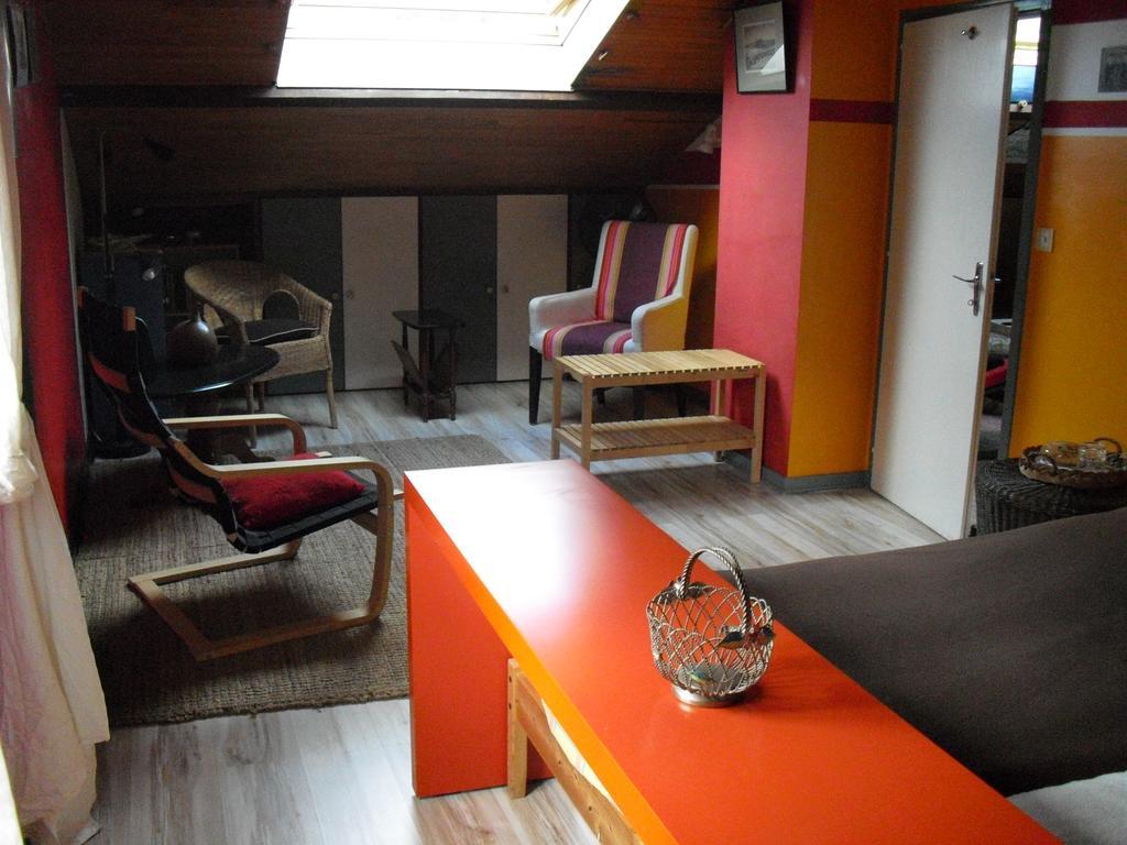 La Maison Imparfaite Fourbanne Εξωτερικό φωτογραφία